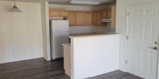 Larkspur Village Apartments Gallery 5