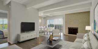 1044 Downing Gallery 19