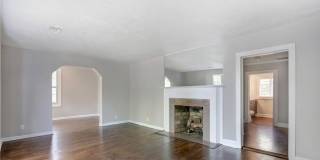 Exceptional Eastside Bungalow Gallery 4