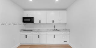 17915 NW 43rd Ct Gallery 5