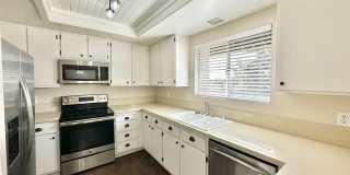 Beautifully Remodeled Upstairs Condo Unit with Private Balcony Patio in Downtown Fallbrook! Gallery 14