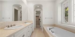 4 Coral Cay Gallery 10