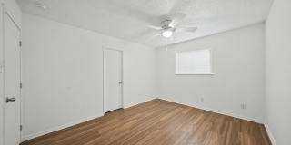 1402 Rose Ave Gallery 9