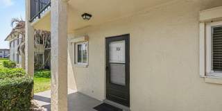 Must see 1st floor, end unit with lots of natural light in St Lucie Gardens. Gallery 3