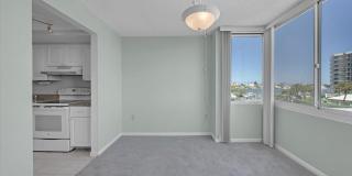 660 ISLAND Way Gallery 10
