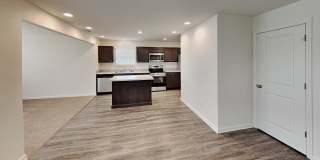 2835 Strauss Ln Gallery 2