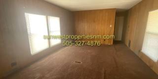 2 Bedroom, 2 Bath. Mobile Home with W/D Hook-ups and Fenced Back Yard Gallery 3