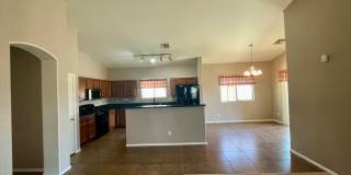 11587 W Rio Vista Ln Gallery 1