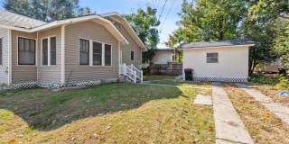 302 Versailles Boulevard Gallery 17