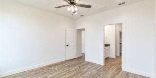 8001 SAWDUST Gallery 20