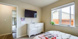 3 Bed / 2 Bath Home in McKinleyville – Landscaped Yard, Sauna, & 2-Car Garage Gallery 27