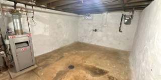 546 N 11th St | Cozy Townhouse in Friendly Reading Neighborhood with Off-Street Parking Gallery 24