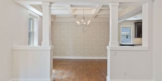 OAKLEY - Stunning executive tudor Gallery 14