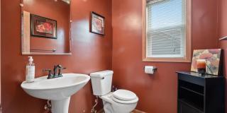 3 Bed House w/ Garage, Laundry, & Fenced Yard! Gallery 15