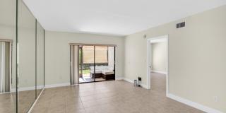 351 Club Circle Gallery 16