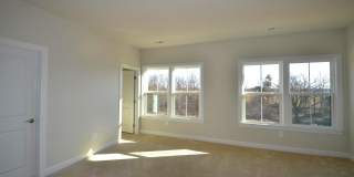 22358 EXE SQUARE Gallery 20