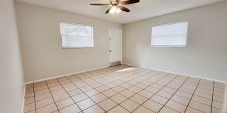 2 BED/1 BATH COMING SOON! Gallery 7