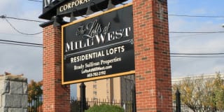 Lofts at Mill West Gallery 39