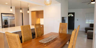 Beautifully Appointed Fully Furnished 4 bedroom/3 bathroom Kuau BayView House w/ Ocean views Gallery 7