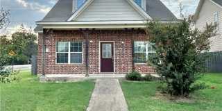 2477 Horse Shoe Drive 2477 Horse Shoe Drive Gallery 1