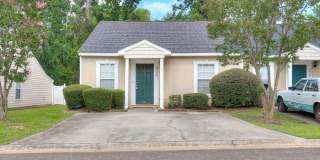 2 Bedroom 2 Bath Townouse Gallery 1