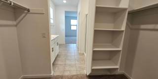 Military Jets Fly Over this 4BR House in Litchfield Park Gallery 14