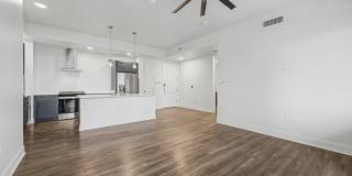 3131 N CENTRAL Avenue Gallery 8