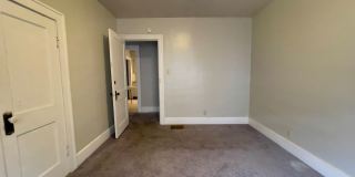 PRELEASING for AUGUST! Close to Campus Gallery 4