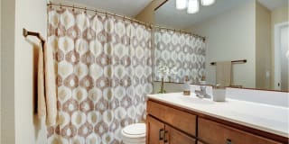 Cedars Lakeside Gallery 19