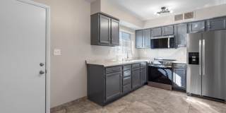 2 Bedroom 1 Bathroom -ALL Brand New Appliances! Gallery 11