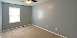 Lovely Single Family House with New Flooring & Paint! 2-Car Garage Gallery 12