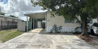 10467 S 228th Ln Gallery 1