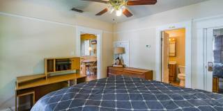 3914 HERSCHEL Street Gallery 36