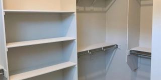 92 Lake Oasis Street Gallery 14