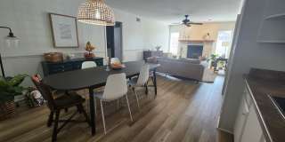 GORGEOUS 3Bed/2Bath Home w/Pool in NORTH GLEN SQUARE Gallery 1