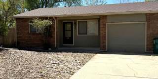 Updated 2 Bedroom With Fenced in Yard in Berthoud - Available 5/1 Gallery 1