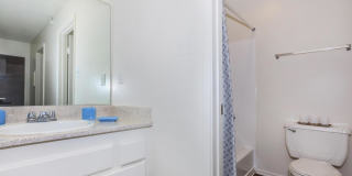 Pacific View Apartment Homes Gallery 17