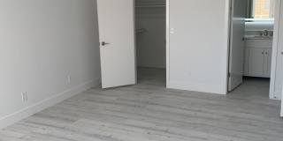 9653 South 44th Street Gallery 38