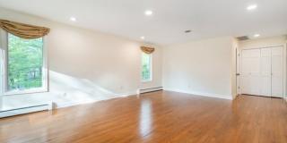 179 Woodside Ave Gallery 20