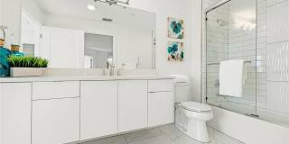 125 ISLAND WAY Gallery 16