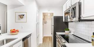 Landmark at Wynton Pointe Apartment Homes Gallery 1