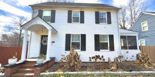 Charming House with Enviable Period Features Gallery 1