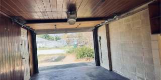 1012 N 6TH Avenue Gallery 4