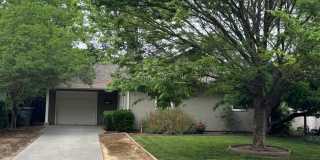 Charming Detached Home Gallery 1