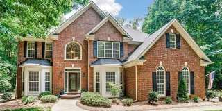 6025 Oakridge Court Gallery 1