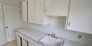 269 Madison Street Gallery 12