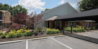 Deerwood Apartments Gallery 8