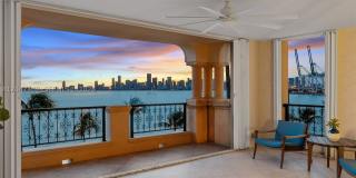 5242 Fisher Island Dr Gallery 38