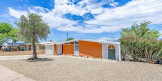 104 N Douglas Avenue Gallery 1