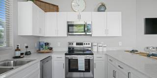 Sienna at South Mountain Gallery 16